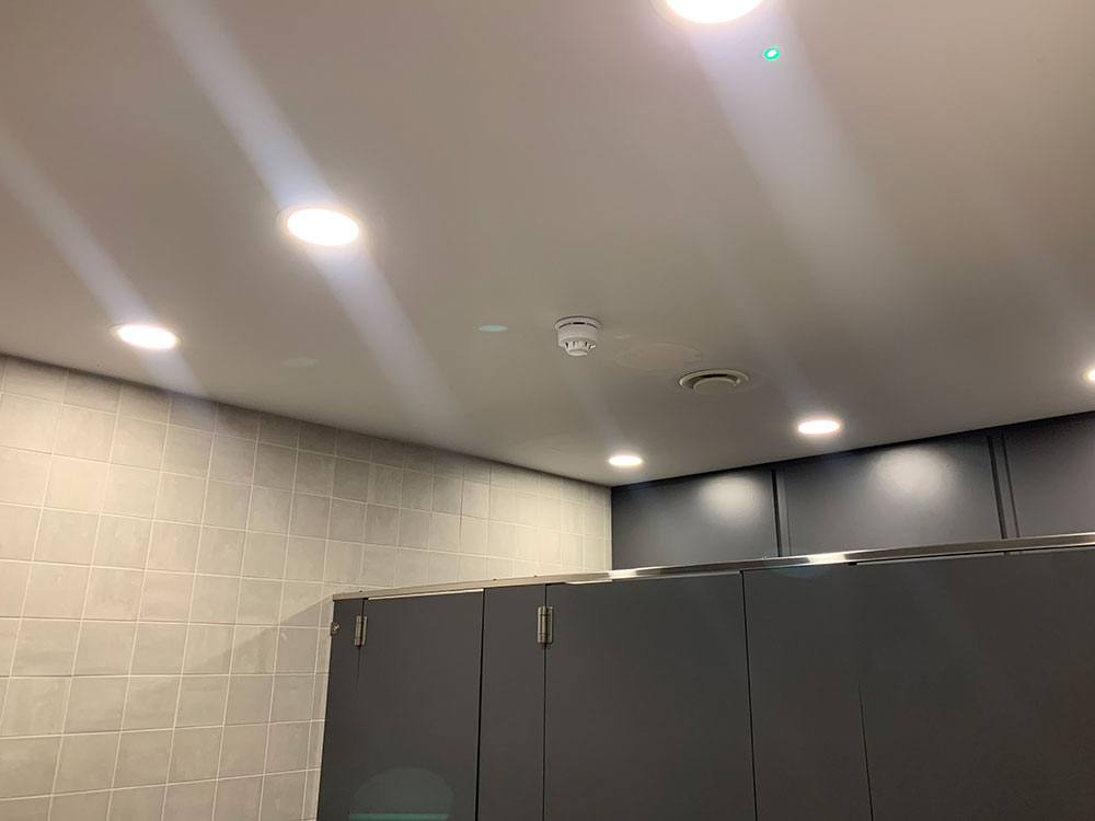 spotlights in toilets